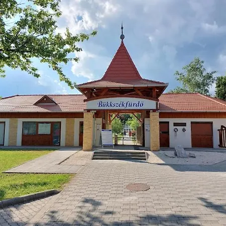 Lelekzug Matra Apartament Parádsasvár